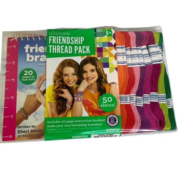 Friendship Bracelet Craft Kit with 50 Skeins of Thread + Instruction Booklet NEW - Picture 2 of 5